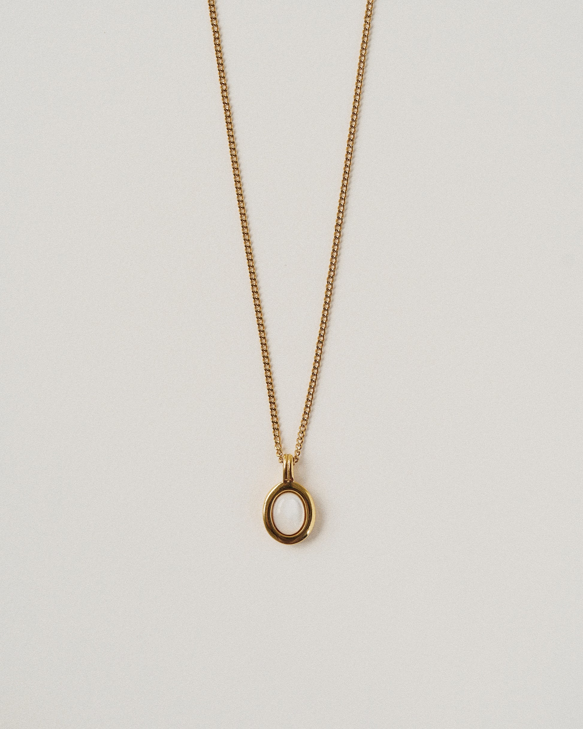 Oval Lunara Pendant Necklace