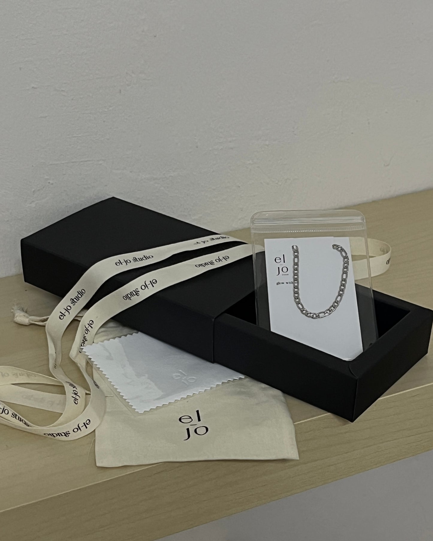 Minimalist Gift Box