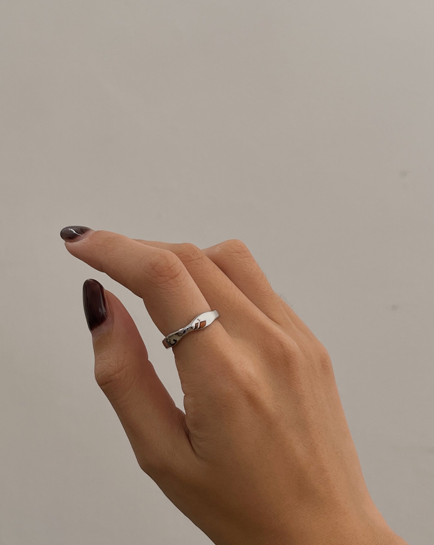 Wavy Ring in Silver