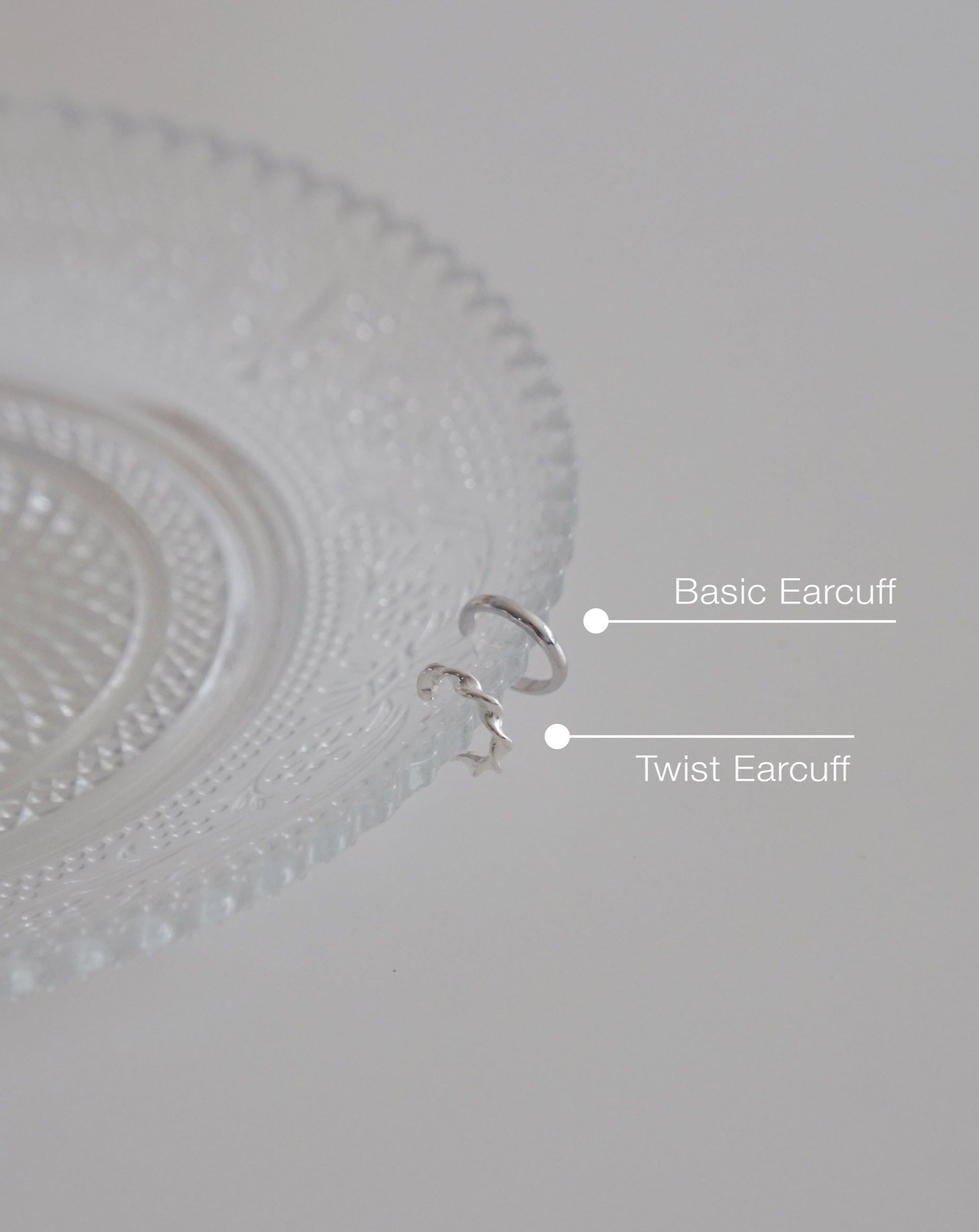 Twist Ear Cuff
