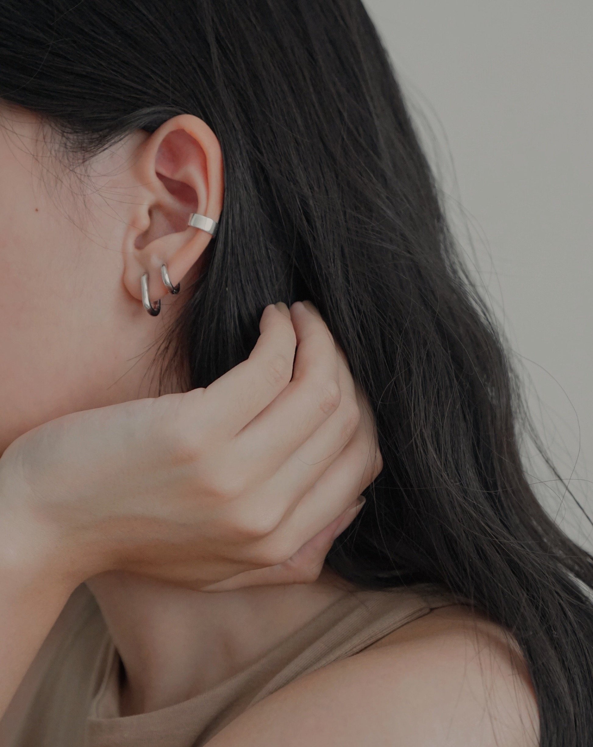 Petite Hoops in Silver