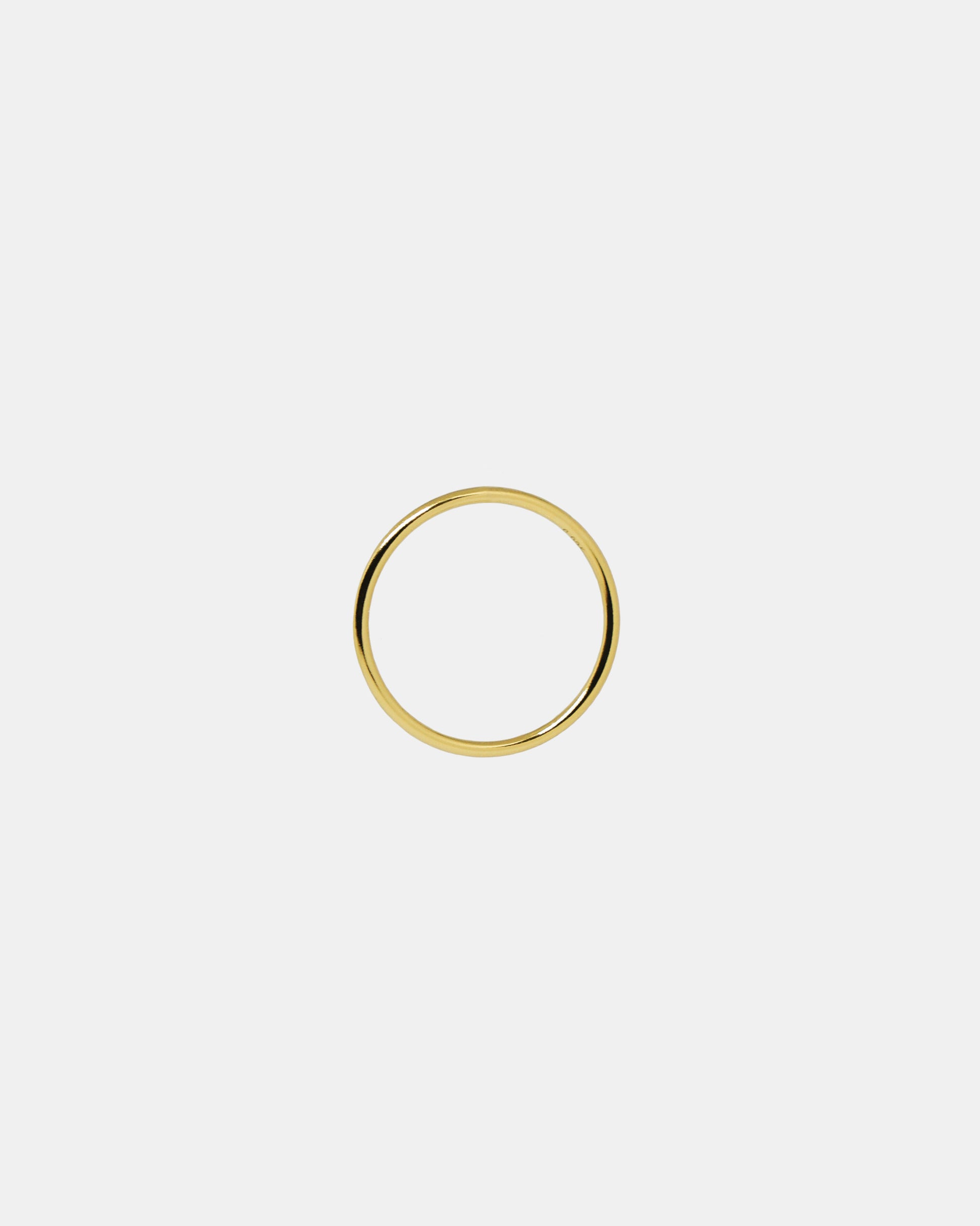 Thin Ring in Gold