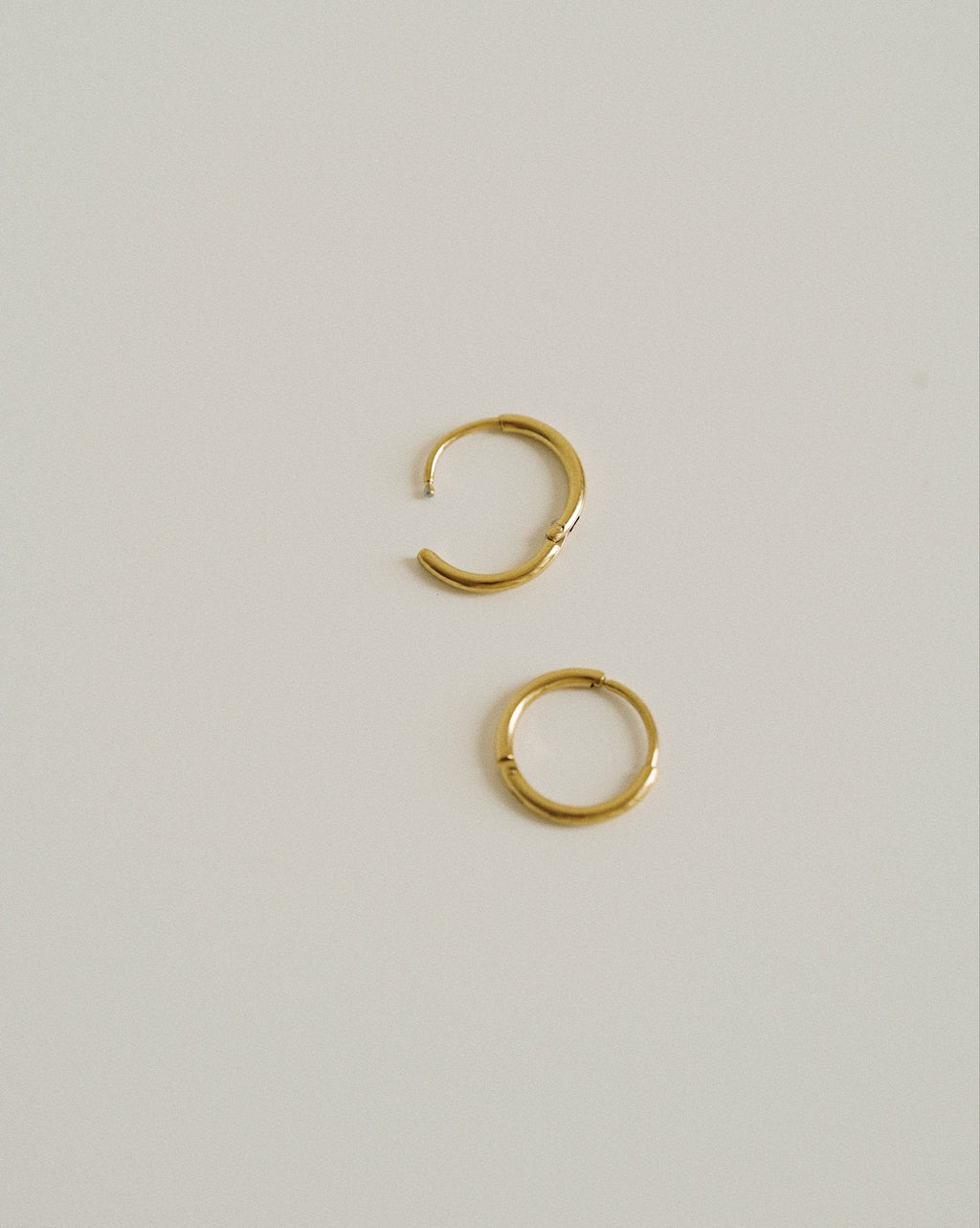 Basic Thin Hoops in Gold