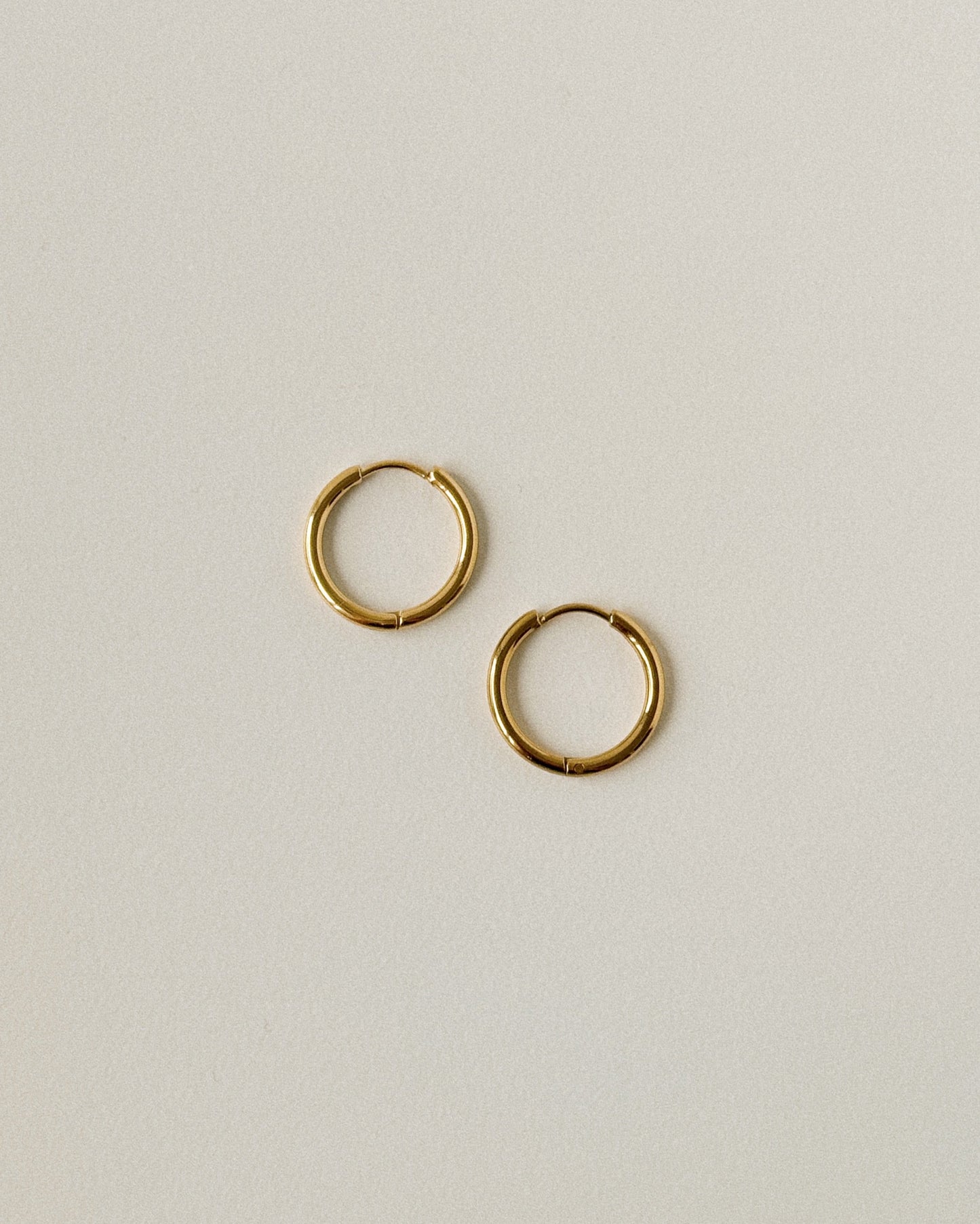 Everyday Medium Hoops in Gold