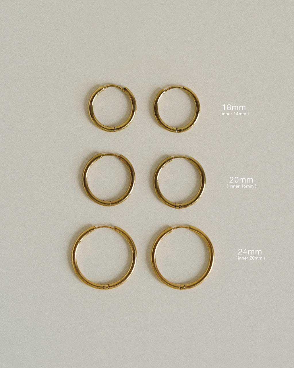Everyday Medium Hoops in Gold