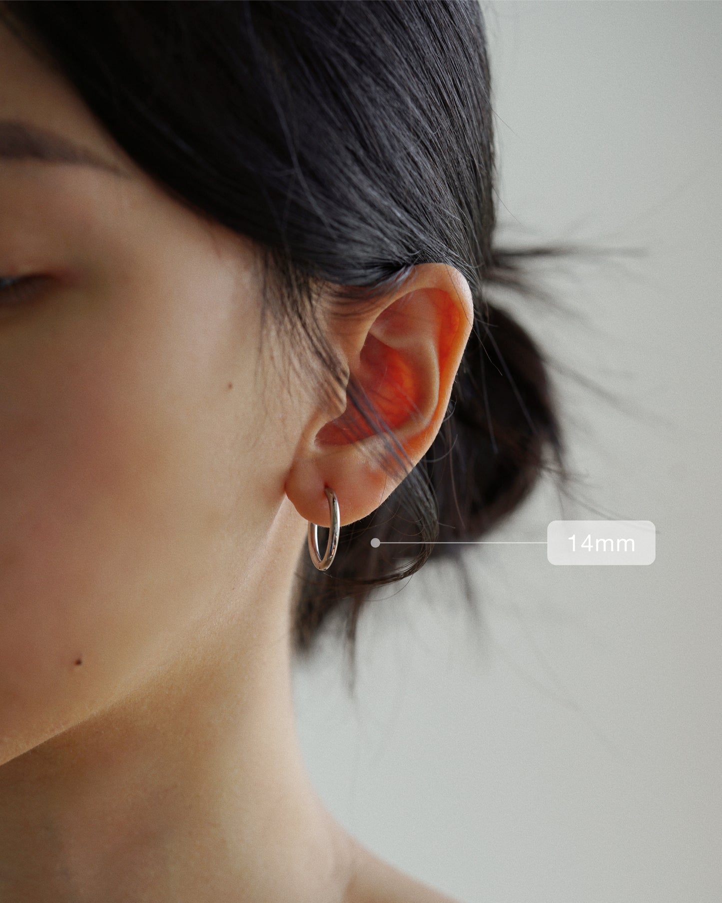 Everyday Medium Hoops in Silver