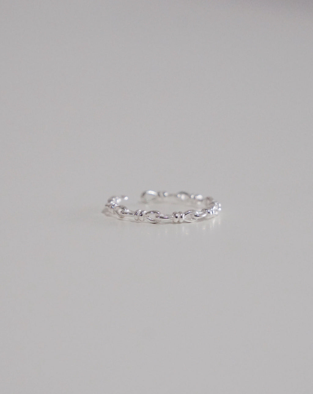 Knotted Infini Ring
