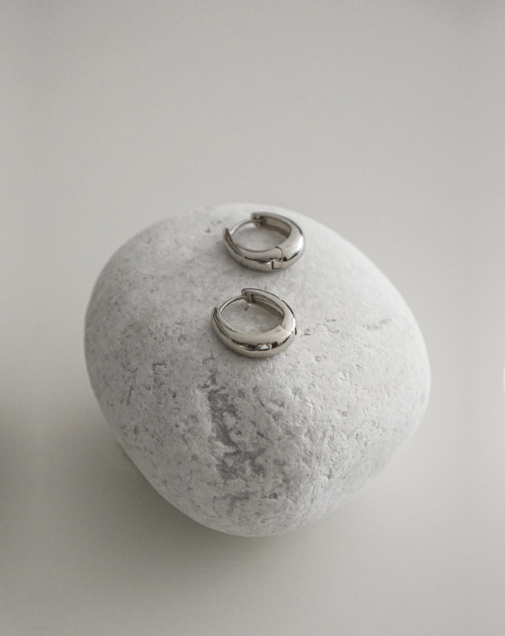 Lunar Hoops