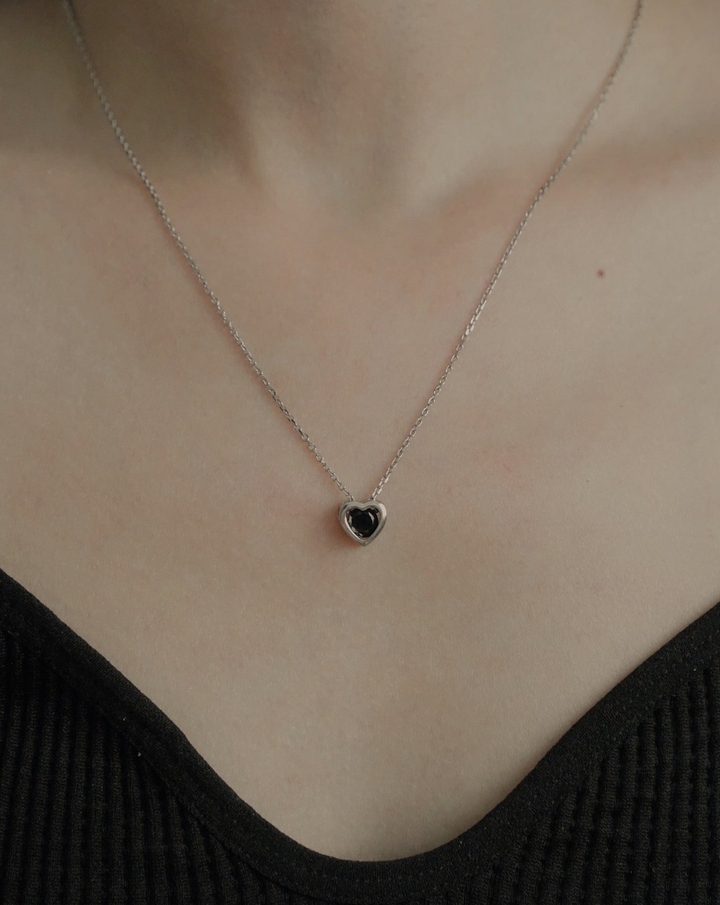 Black Heart Pendant Necklace