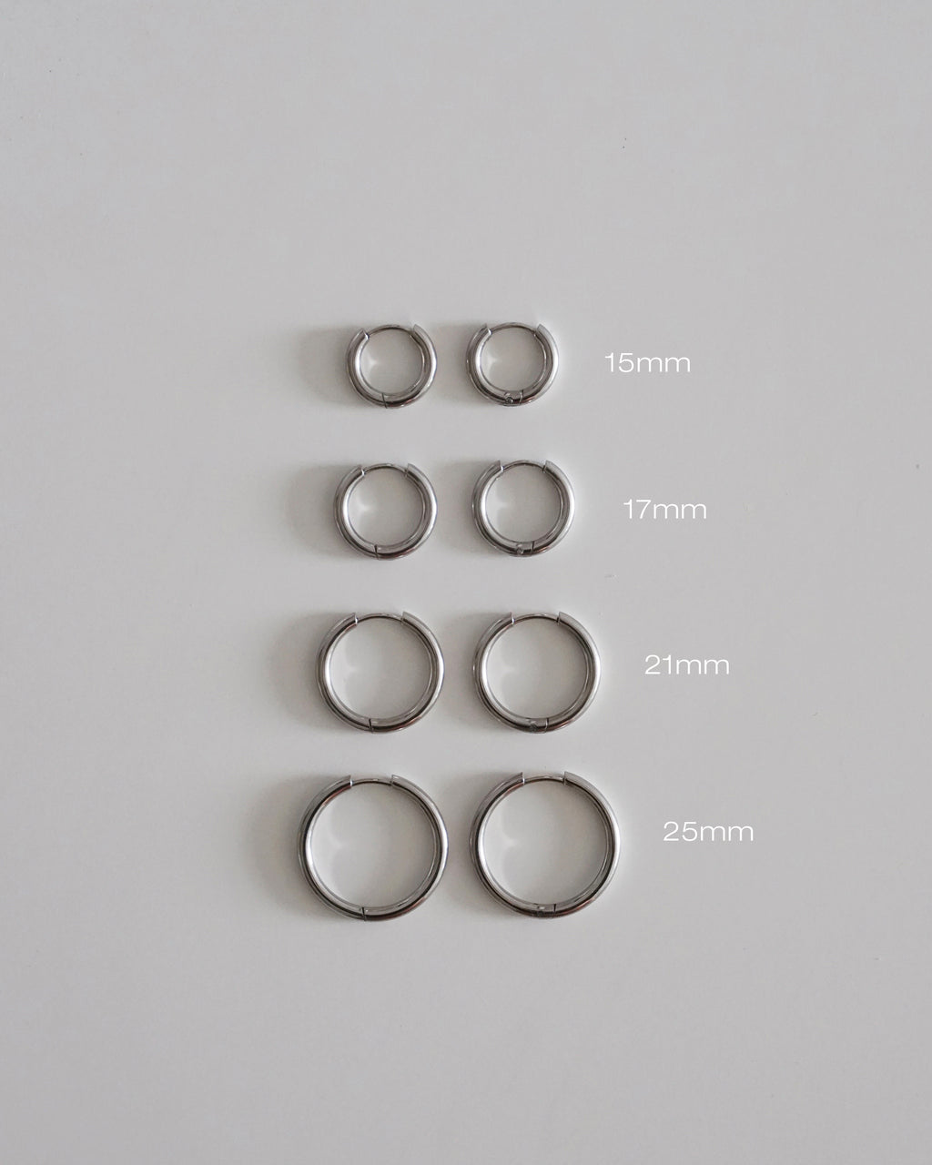Midi Hoops in Silver