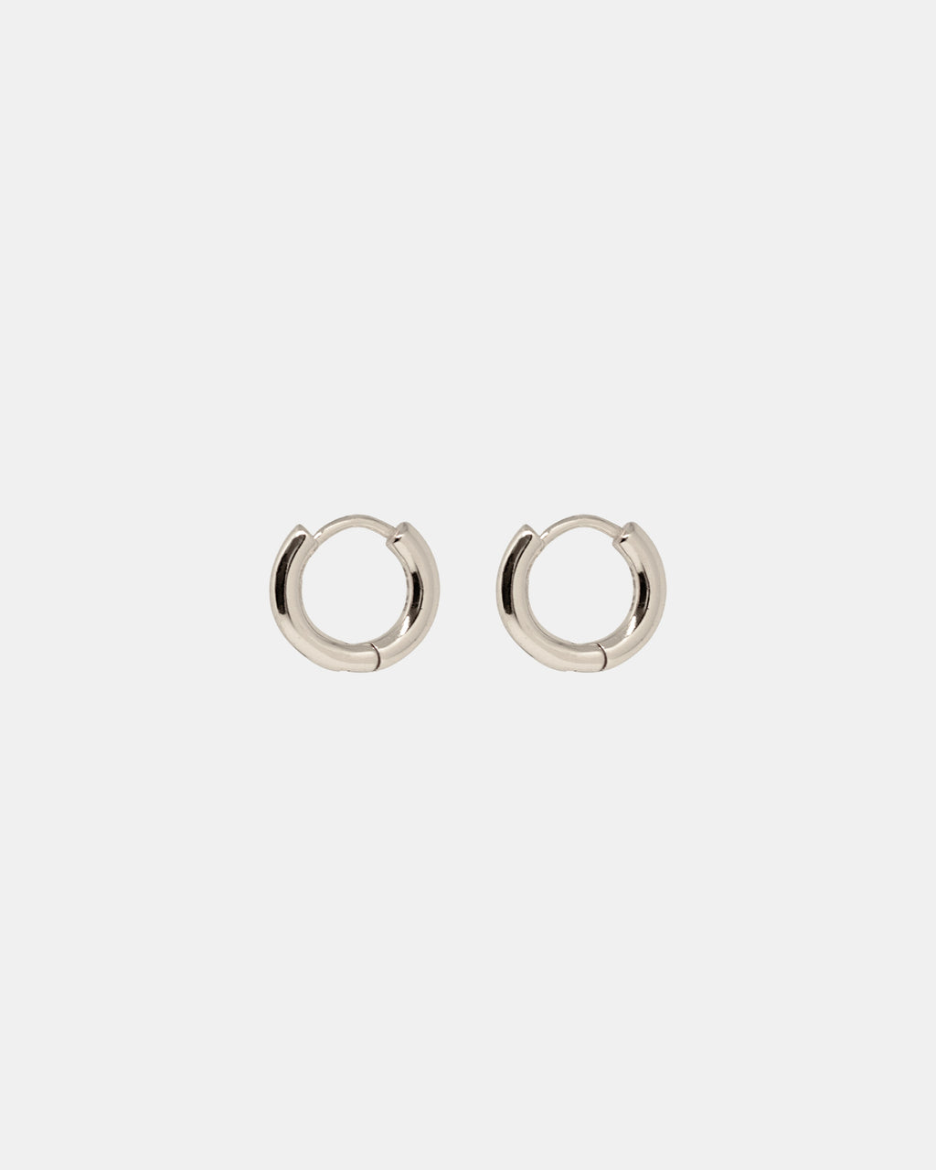 Mini Hoops in Silver