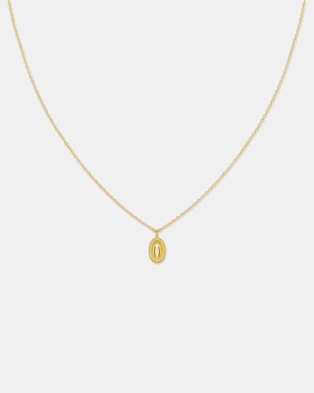 Oval Pendant Necklace in Gold