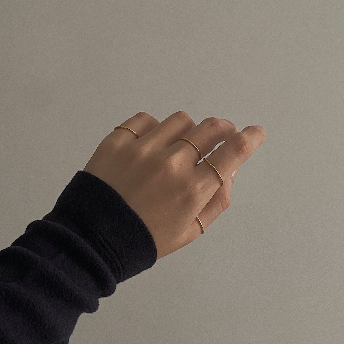 Thin Ring in Gold