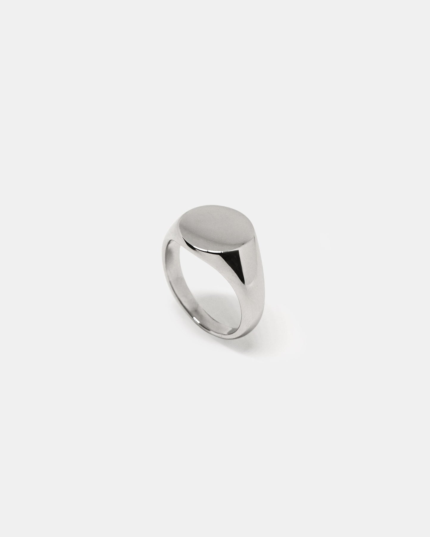 Imperfect: Round Signet Ring in Silver