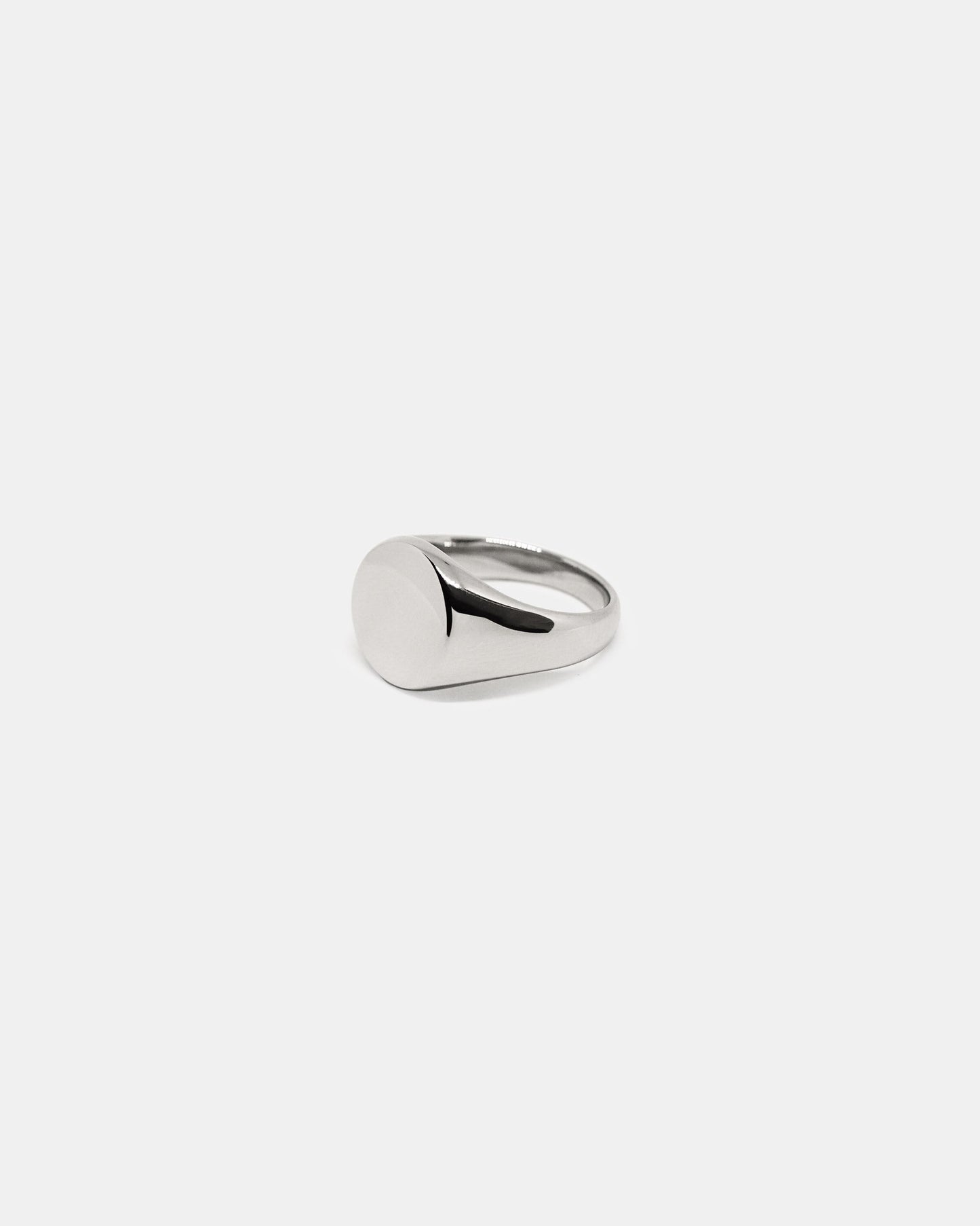 Imperfect: Round Signet Ring in Silver